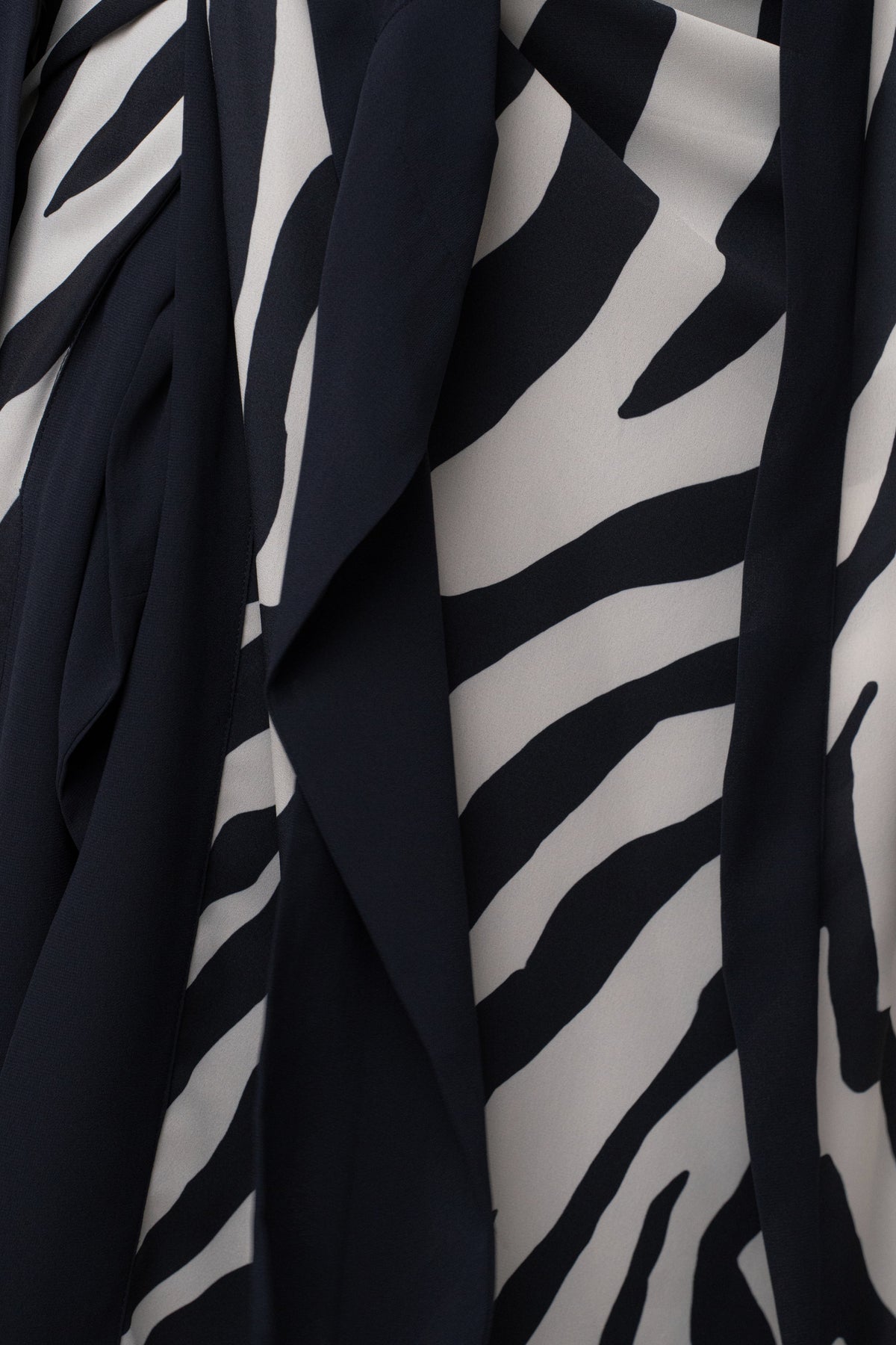 Navy Zebra Wild Current Sarong