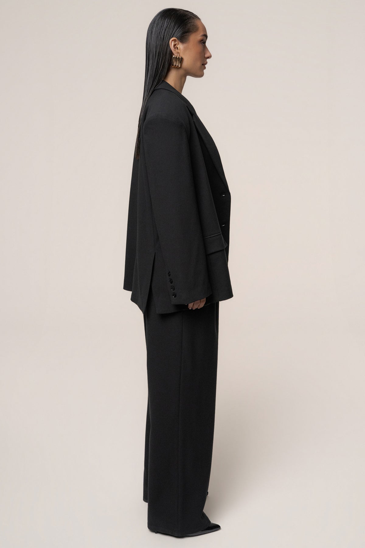Black Core Standard Blazer