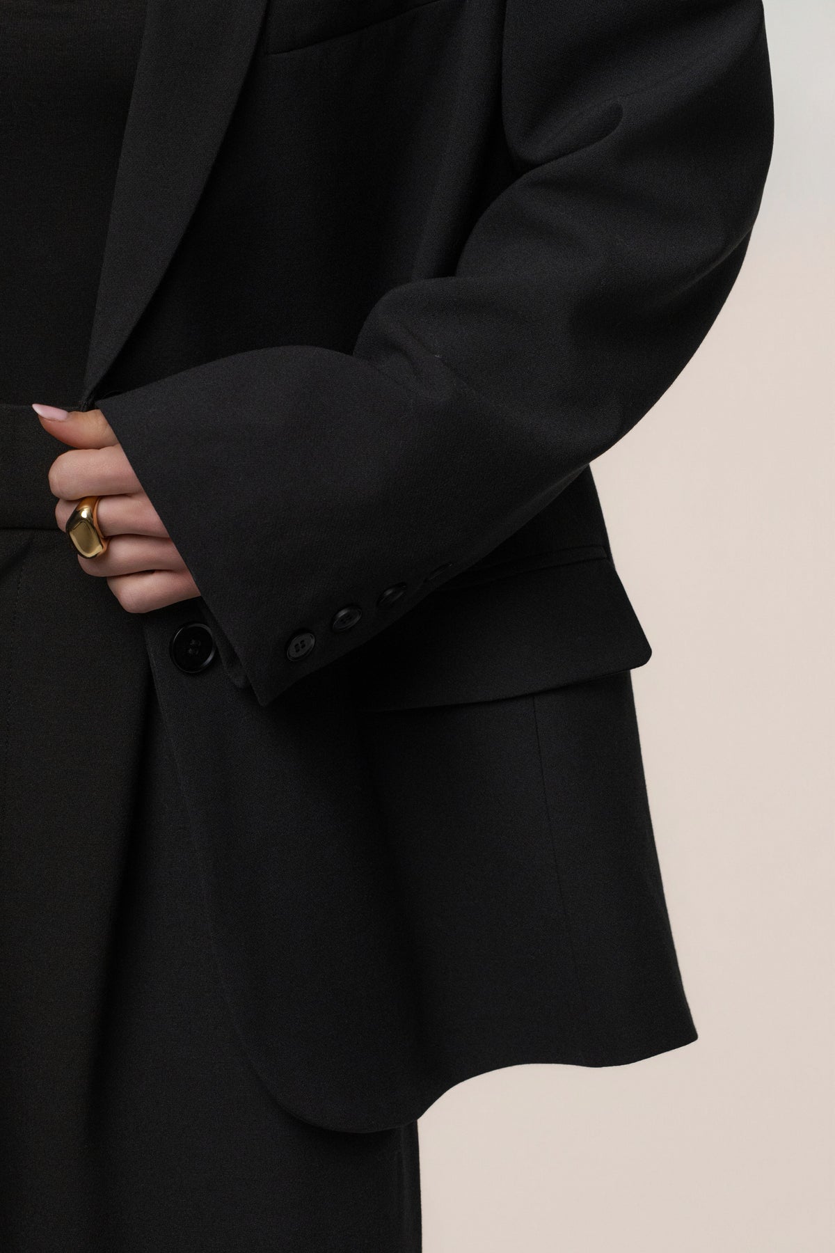 Black Core Standard Blazer