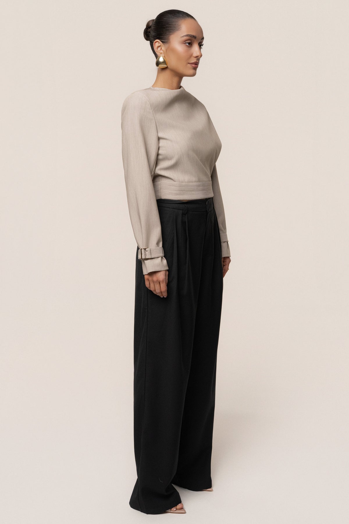 Stone Aligned Scarf Top
