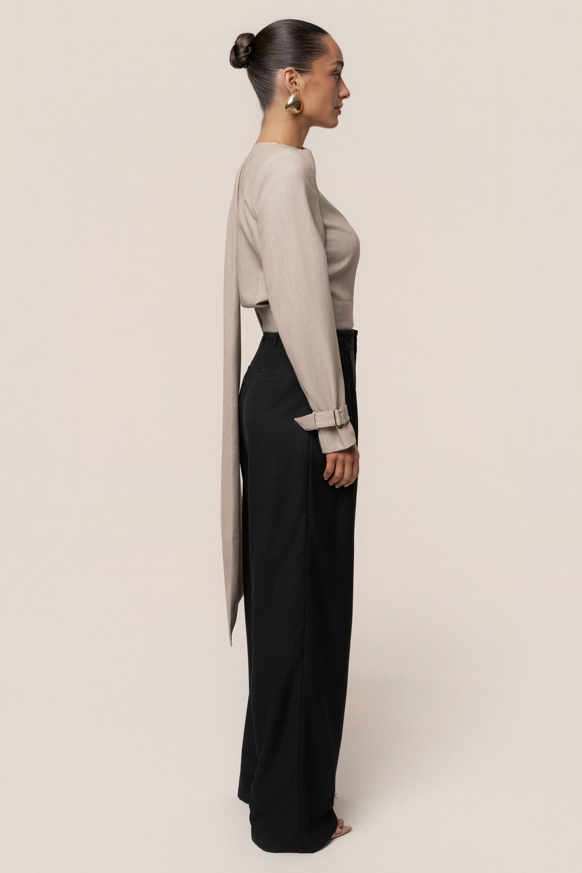 Stone Aligned Scarf Top