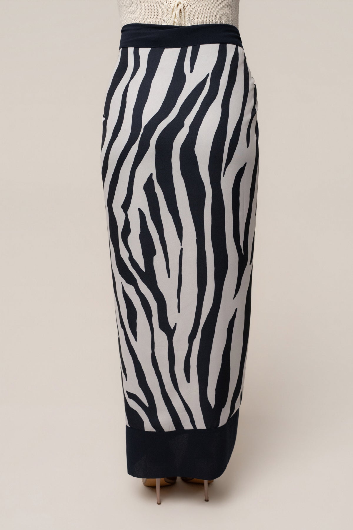 Navy Zebra Wild Current Sarong
