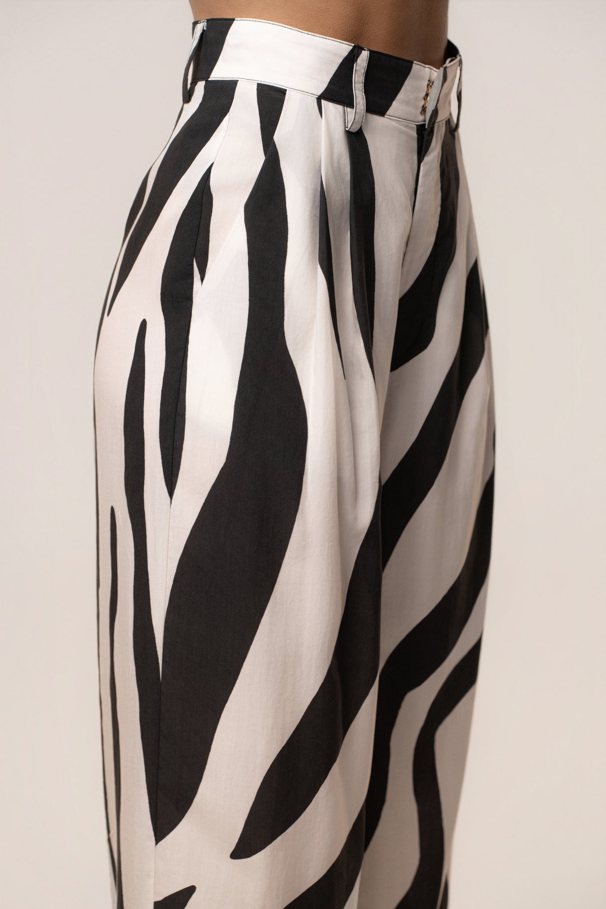 Zebra Essential Flow Trouser